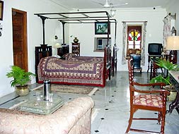Deluxe Room :: Hotel Pushkar Palace, Pushkar
